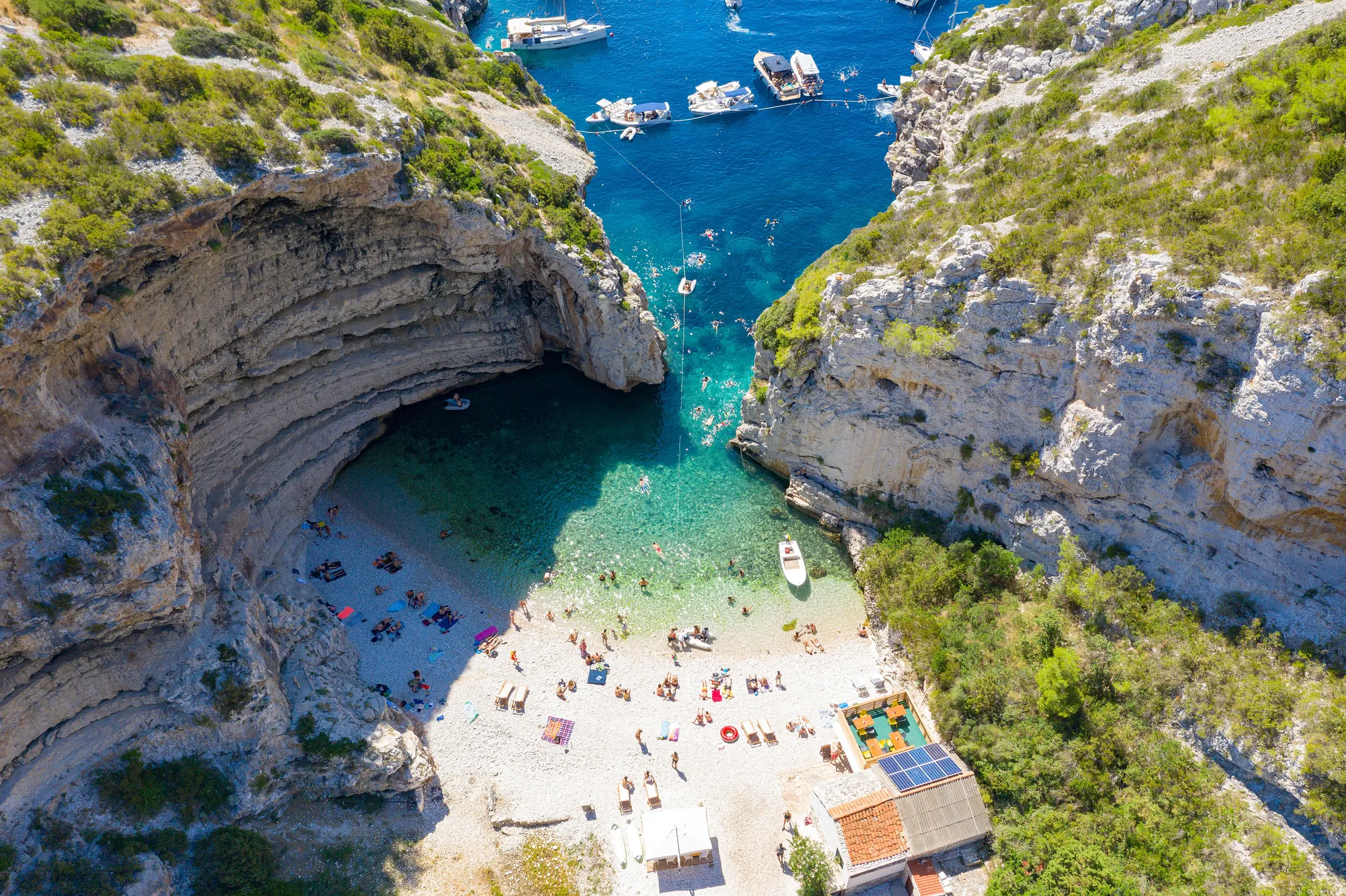 Stiniva cove